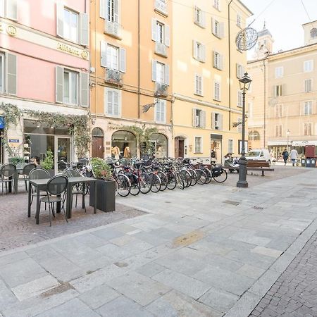 Raffinato Apt Vicino A Piazza Garibaldi X5 帕爾馬 外观 照片