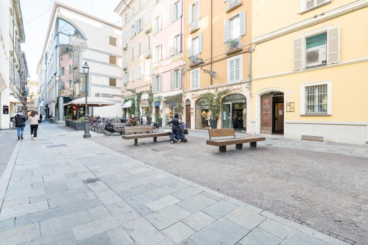 Raffinato Apt Vicino A Piazza Garibaldi X5 帕爾馬 外观 照片