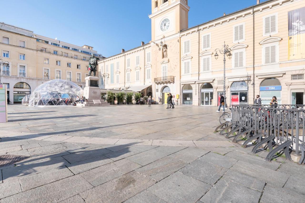 Raffinato Apt Vicino A Piazza Garibaldi X5 帕爾馬 外观 照片