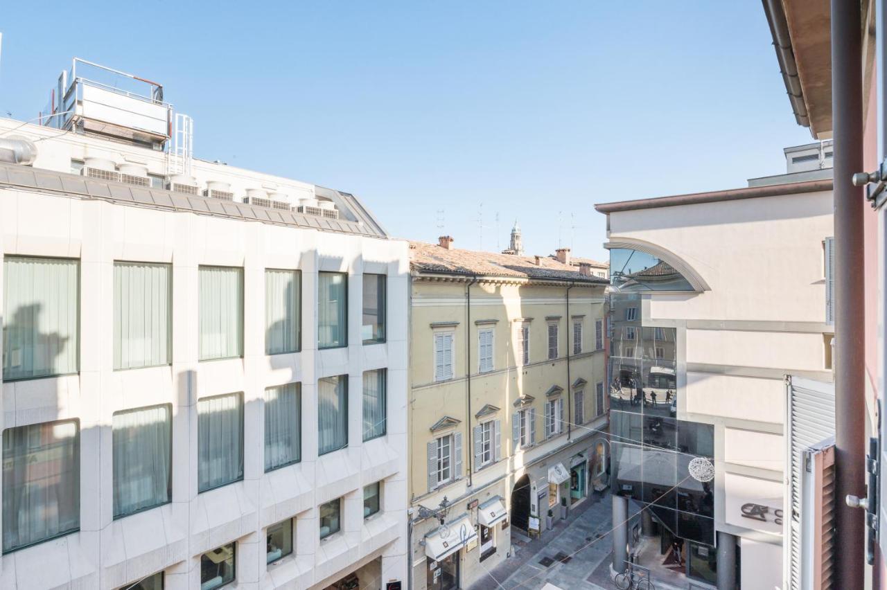 Raffinato Apt Vicino A Piazza Garibaldi X5 帕爾馬 外观 照片